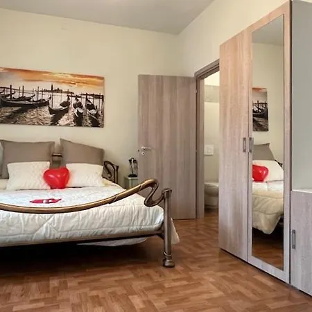 Ca' Nadia Gæstehus 3*