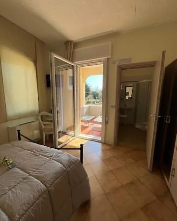 Ca' Nadia בית הארחה 3*