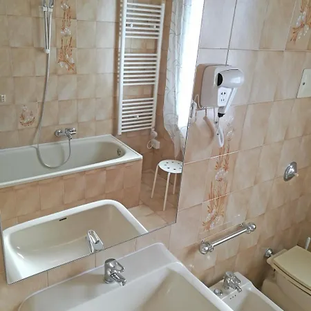 Ca' Nadia 招待所 3*