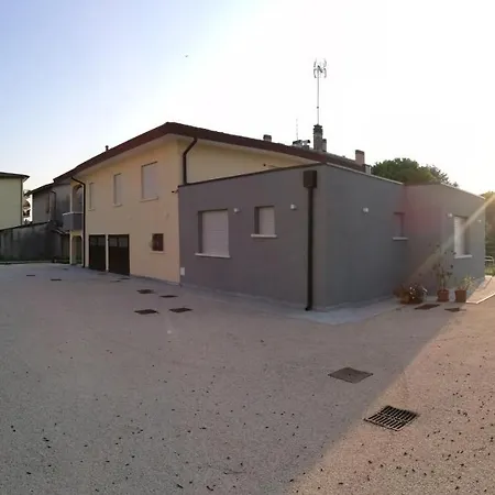 Ca' Nadia 3* 坎帕尔托